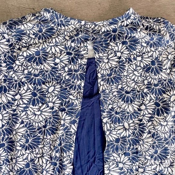 🌺 Boutique C Floral Drape Overlay Short Sleeve Shirt Dress Size S - Picture 5 of 9